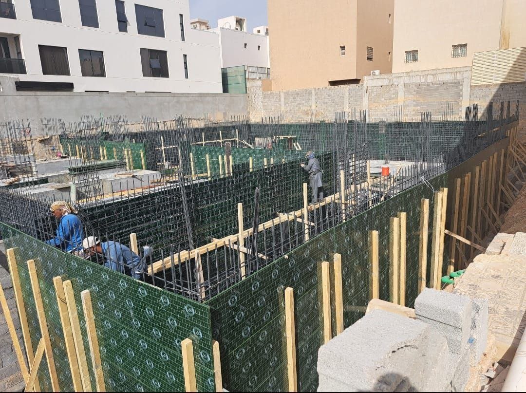 بناء ملاحق وأدوار متكررة